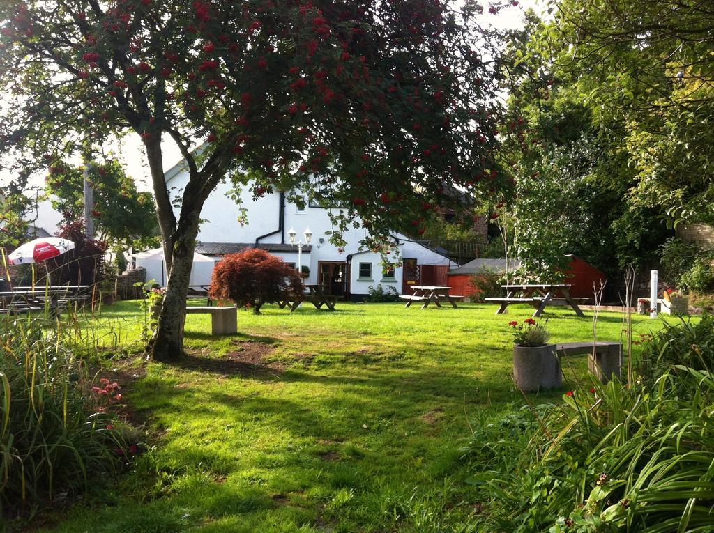 Notley Arms Inn Exmoor National Park Elworthy Exterior foto